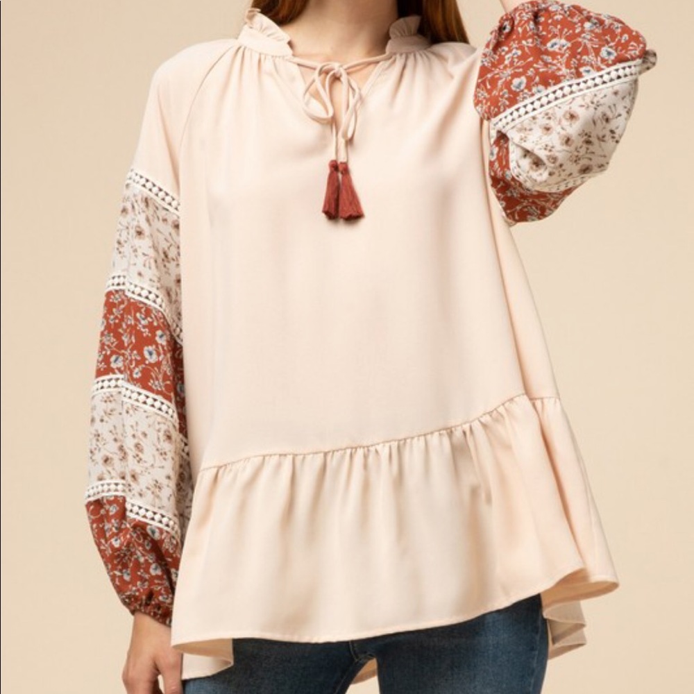 NEW Boho Balloon Sleeve Peasant Top
